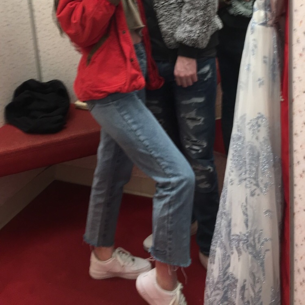 Brandy Melville mom jeans - Picture 3 of 3